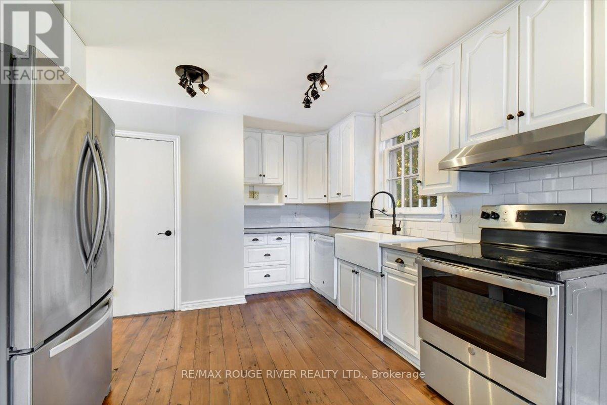 1140 Heritage Line, Otonabee-South Monaghan, Ontario  K0L 2G0 - Photo 11 - X12462205