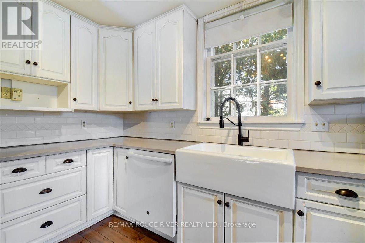 1140 Heritage Line, Otonabee-South Monaghan, Ontario  K0L 2G0 - Photo 13 - X12462205