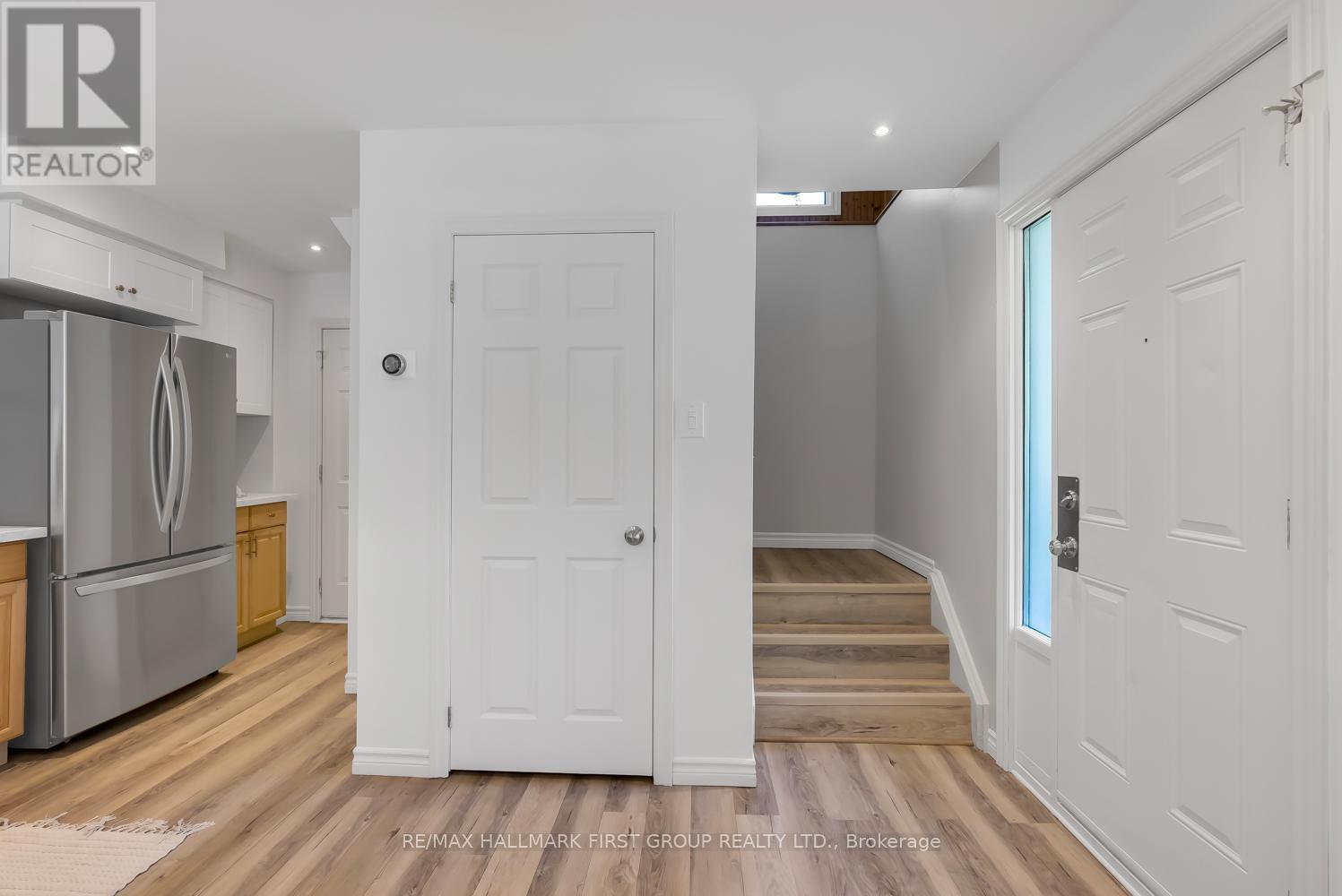 2 Sylvia Court, Clarington (Newcastle), Ontario  L1B 1J4 - Photo 8 - E12462271