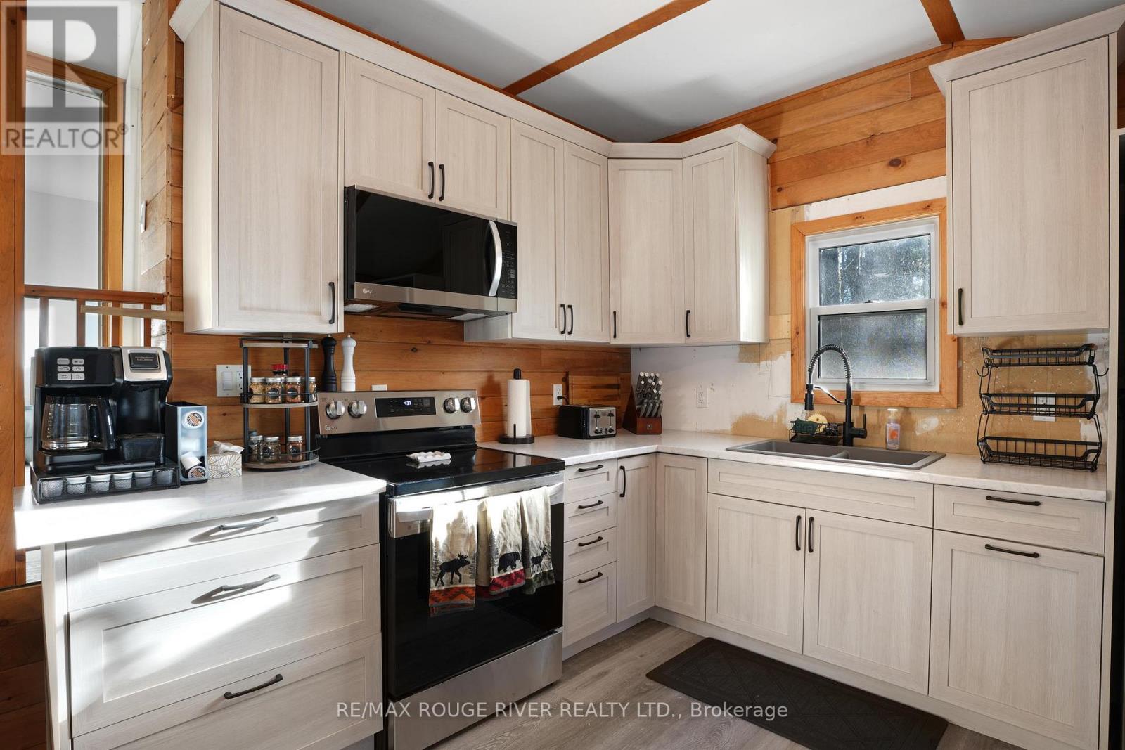23 Egan Lane, Bancroft (Dungannon Ward), Ontario  K0L 2L0 - Photo 26 - X12462256