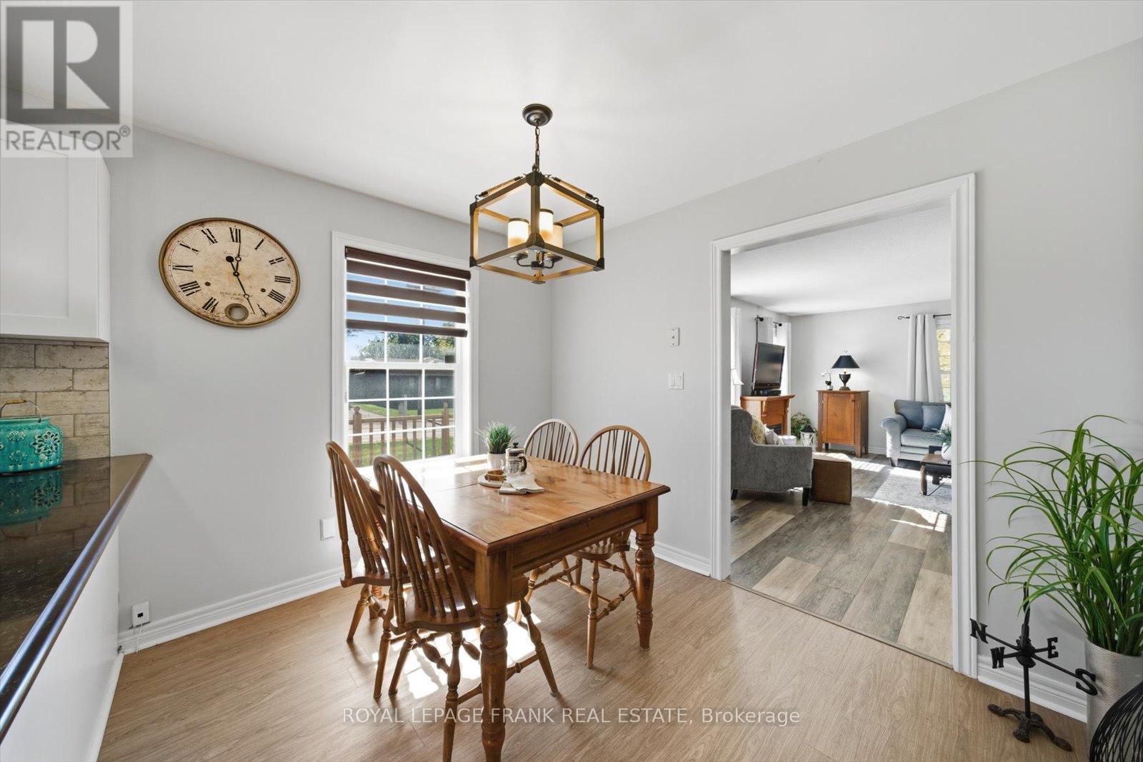 34 Riverview Road, Kawartha Lakes (Lindsay), Ontario  K9V 1B3 - Photo 12 - X12462703