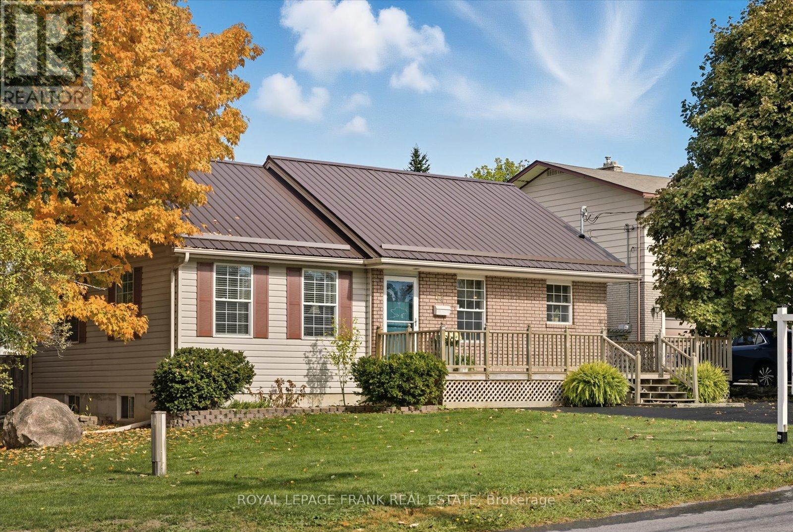 34 Riverview Road, Kawartha Lakes (Lindsay), Ontario  K9V 1B3 - Photo 3 - X12462703