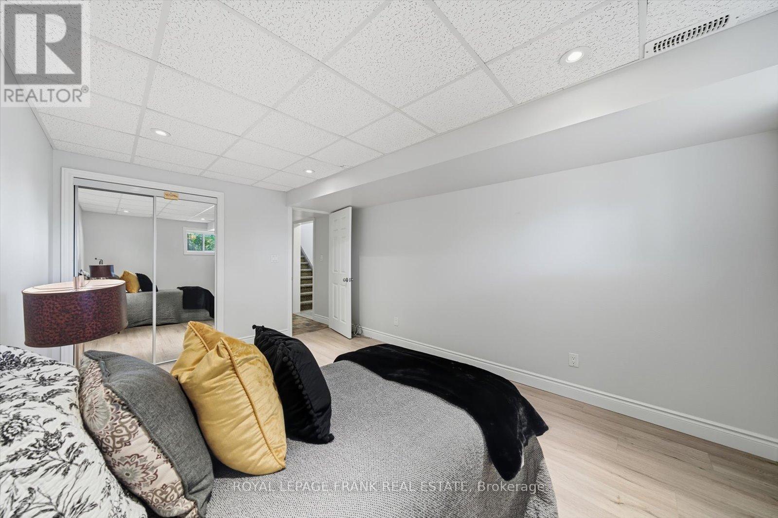 34 Riverview Road, Kawartha Lakes (Lindsay), Ontario  K9V 1B3 - Photo 32 - X12462703
