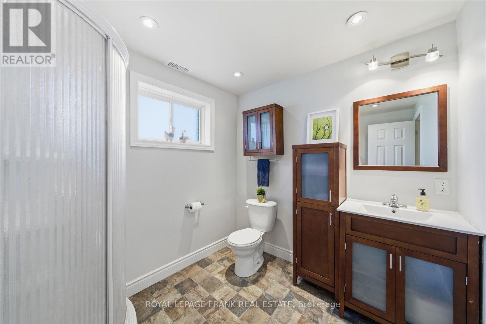 34 Riverview Road, Kawartha Lakes (Lindsay), Ontario  K9V 1B3 - Photo 34 - X12462703