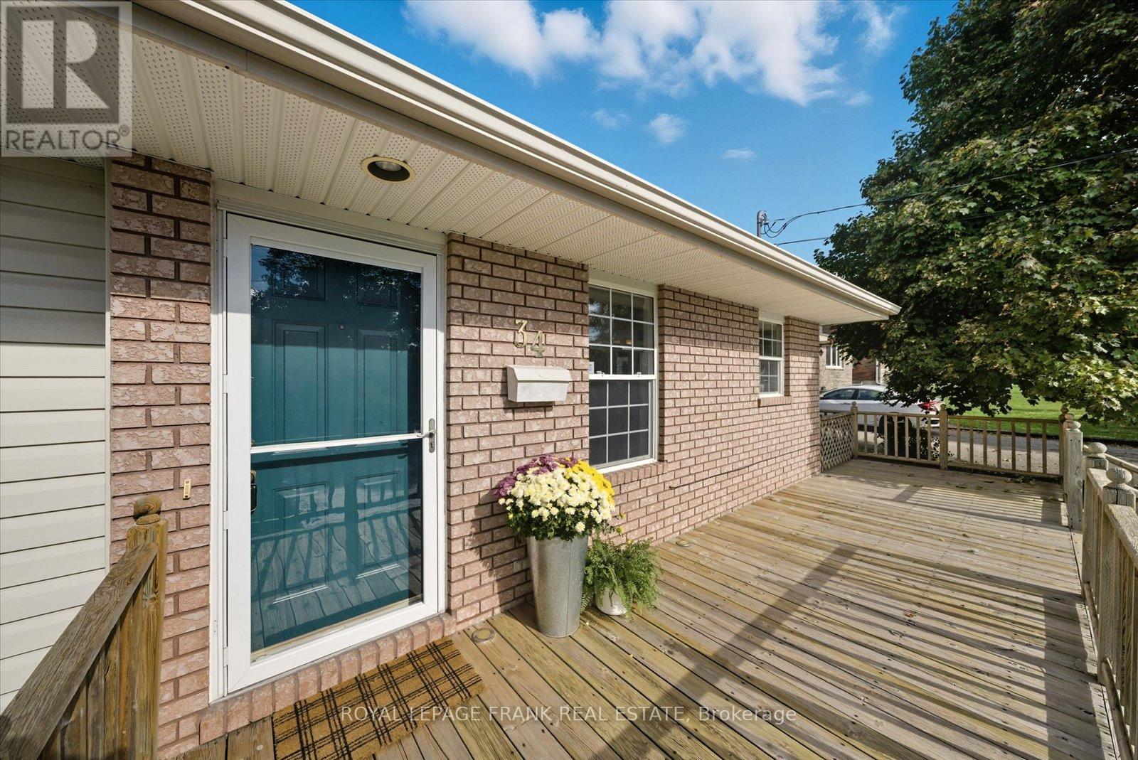 34 Riverview Road, Kawartha Lakes (Lindsay), Ontario  K9V 1B3 - Photo 5 - X12462703
