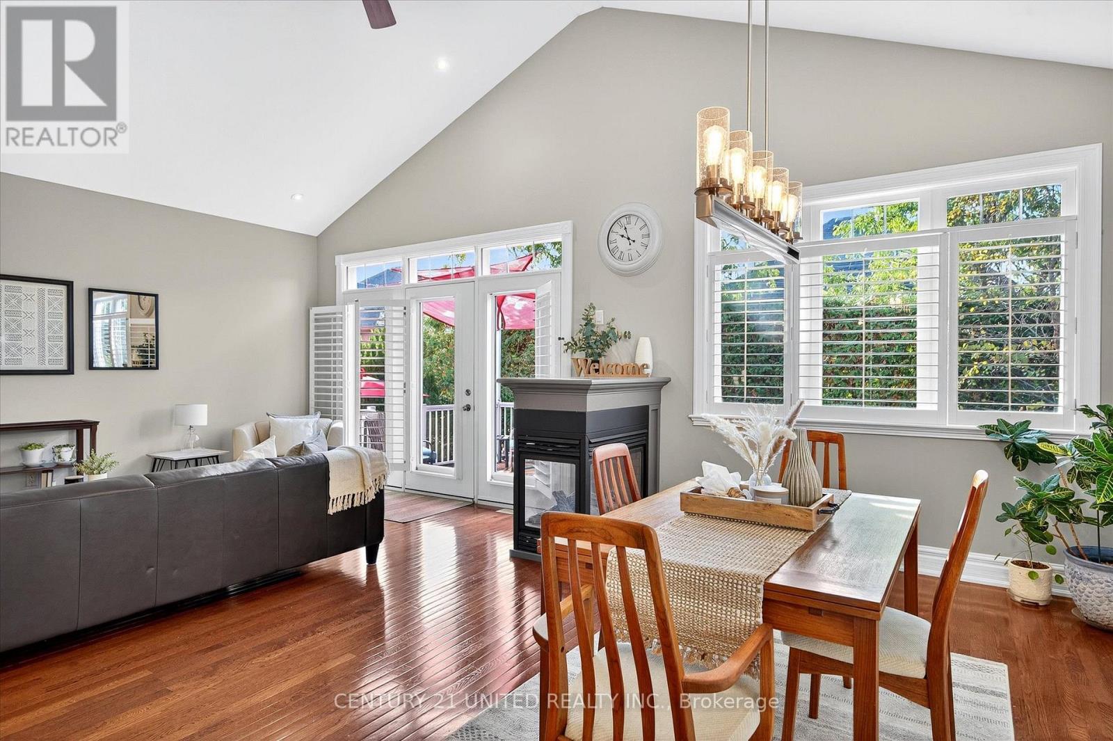 35 Brinton Drive, Peterborough (Otonabee Ward 1), Ontario  K9J 8S9 - Photo 16 - X12462736