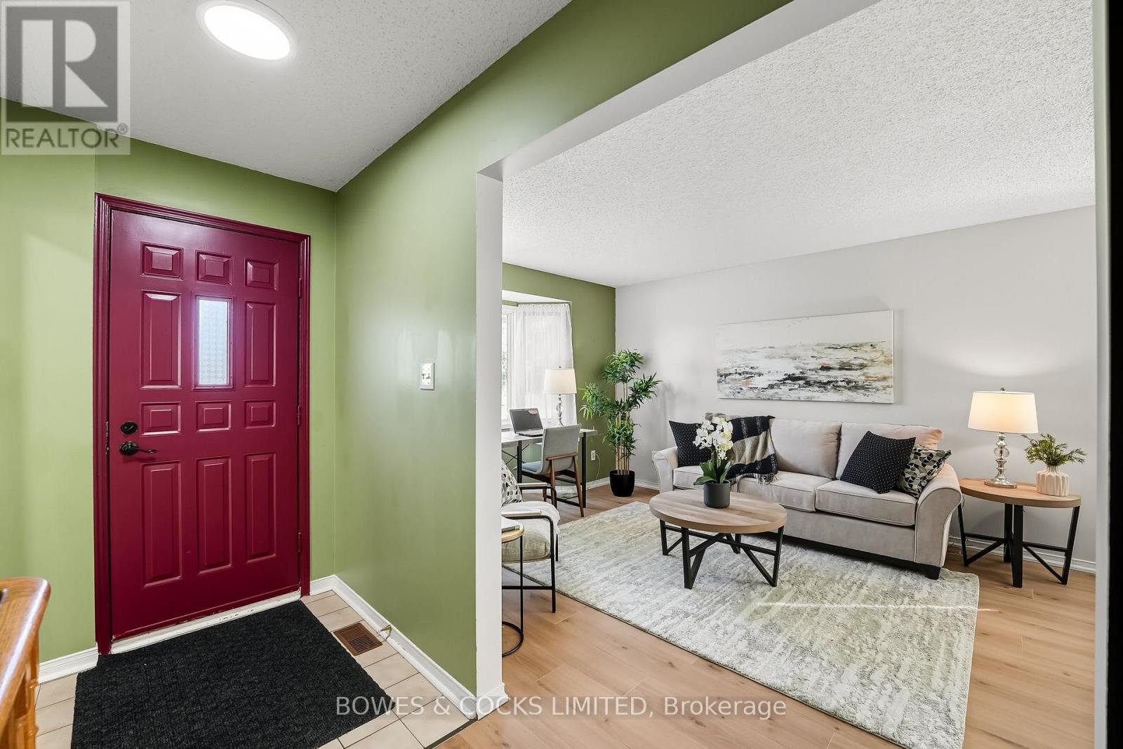 523 Laurie Avenue, Peterborough (Ashburnham Ward 4), Ontario  K9L 1X8 - Photo 6 - X12463003