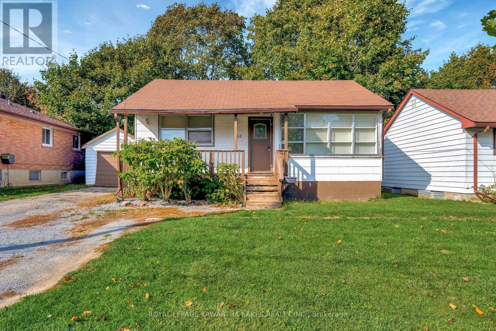 184 Ardmore Avenue, Kawartha Lakes (Lindsay), Ontario  K9V 2T5 - Photo 1 - X12463056