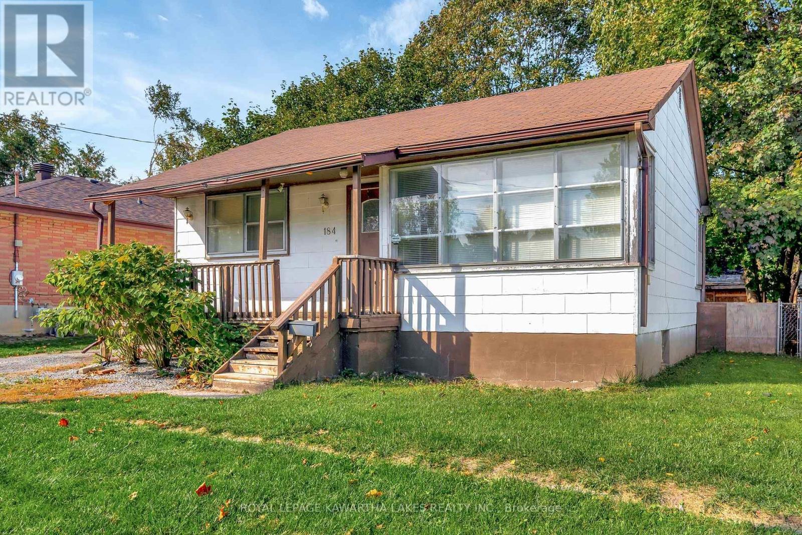 184 Ardmore Avenue, Kawartha Lakes (Lindsay), Ontario  K9V 2T5 - Photo 15 - X12463056