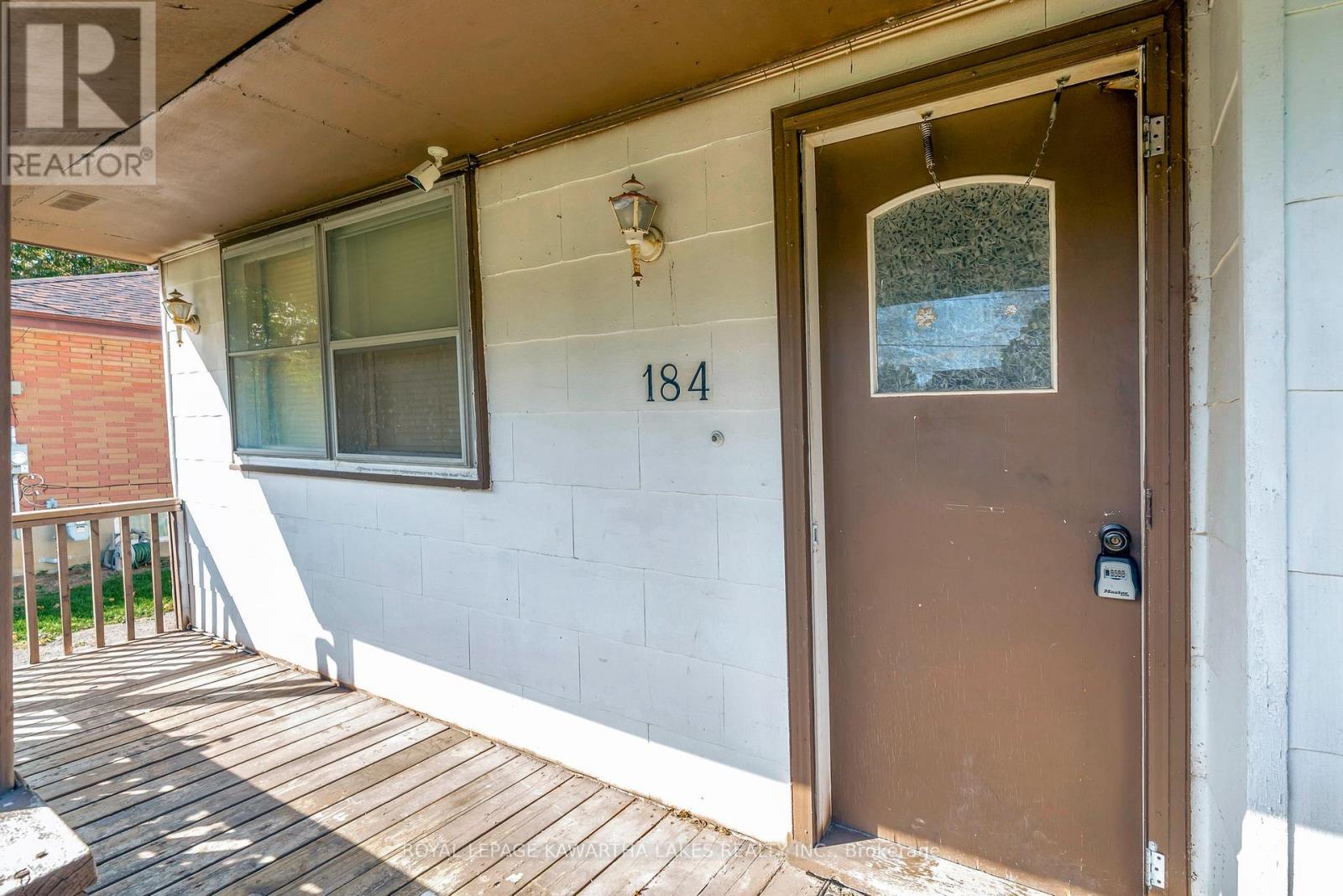 184 Ardmore Avenue, Kawartha Lakes (Lindsay), Ontario  K9V 2T5 - Photo 18 - X12463056