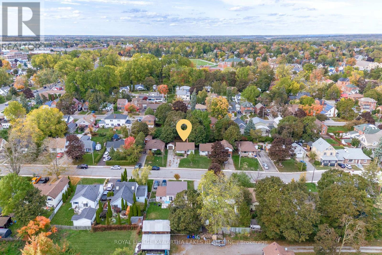 184 Ardmore Avenue, Kawartha Lakes (Lindsay), Ontario  K9V 2T5 - Photo 2 - X12463056