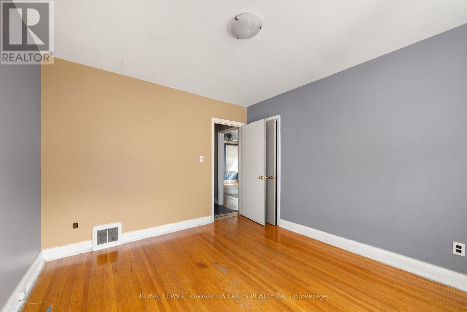 184 Ardmore Avenue, Kawartha Lakes (Lindsay), Ontario  K9V 2T5 - Photo 29 - X12463056