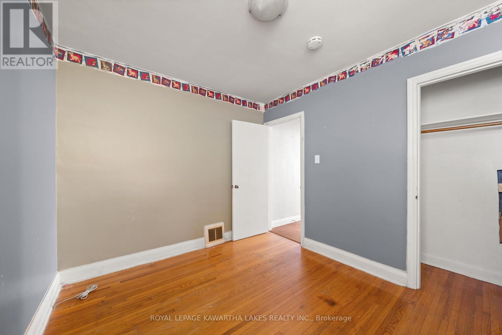 184 Ardmore Avenue, Kawartha Lakes (Lindsay), Ontario  K9V 2T5 - Photo 31 - X12463056