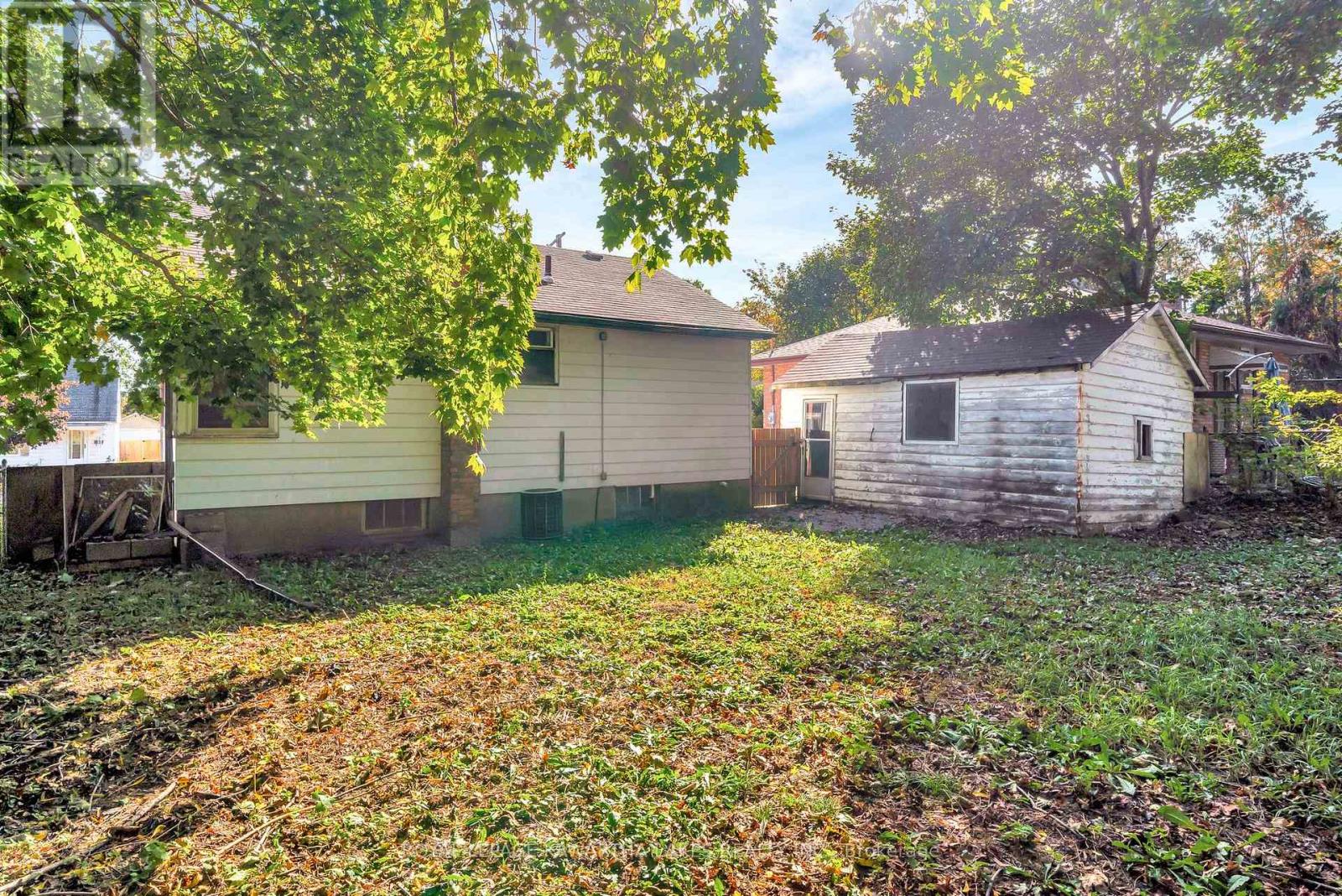 184 Ardmore Avenue, Kawartha Lakes (Lindsay), Ontario  K9V 2T5 - Photo 43 - X12463056