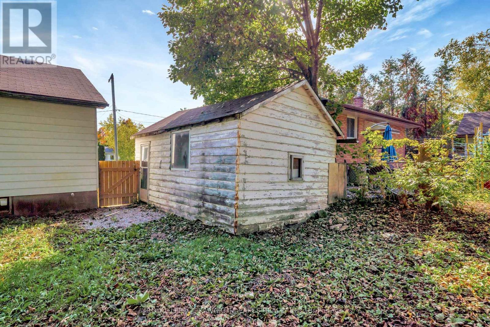 184 Ardmore Avenue, Kawartha Lakes (Lindsay), Ontario  K9V 2T5 - Photo 45 - X12463056