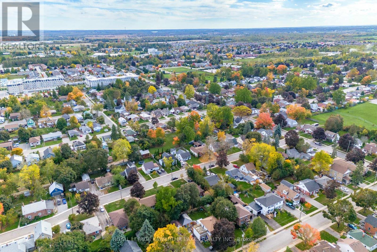 184 Ardmore Avenue, Kawartha Lakes (Lindsay), Ontario  K9V 2T5 - Photo 5 - X12463056