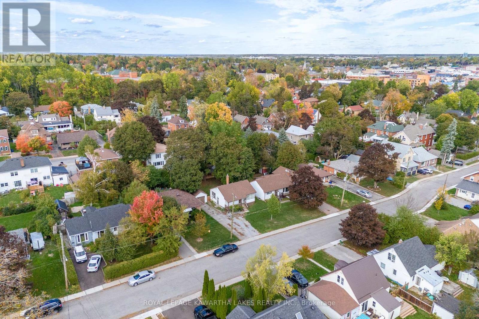 184 Ardmore Avenue, Kawartha Lakes (Lindsay), Ontario  K9V 2T5 - Photo 9 - X12463056