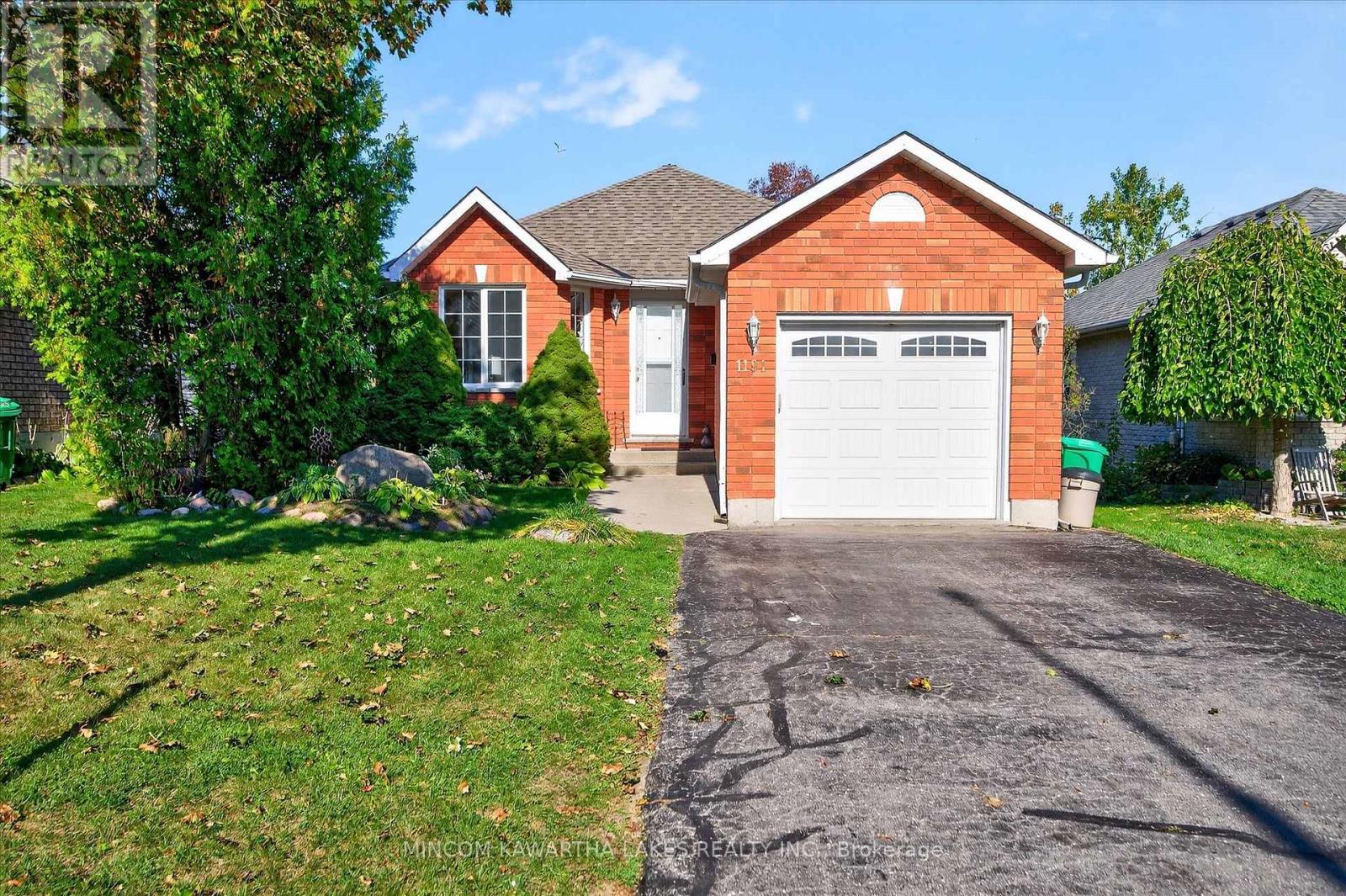 <h3>$599,900</h3><p>1191 Baker Street, Peterborough (Northcrest Ward 5), Ontario</p>