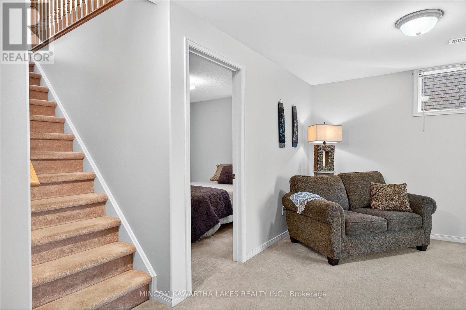 1191 Baker Street, Peterborough (Northcrest Ward 5), Ontario  K9H 7P9 - Photo 28 - X12463427