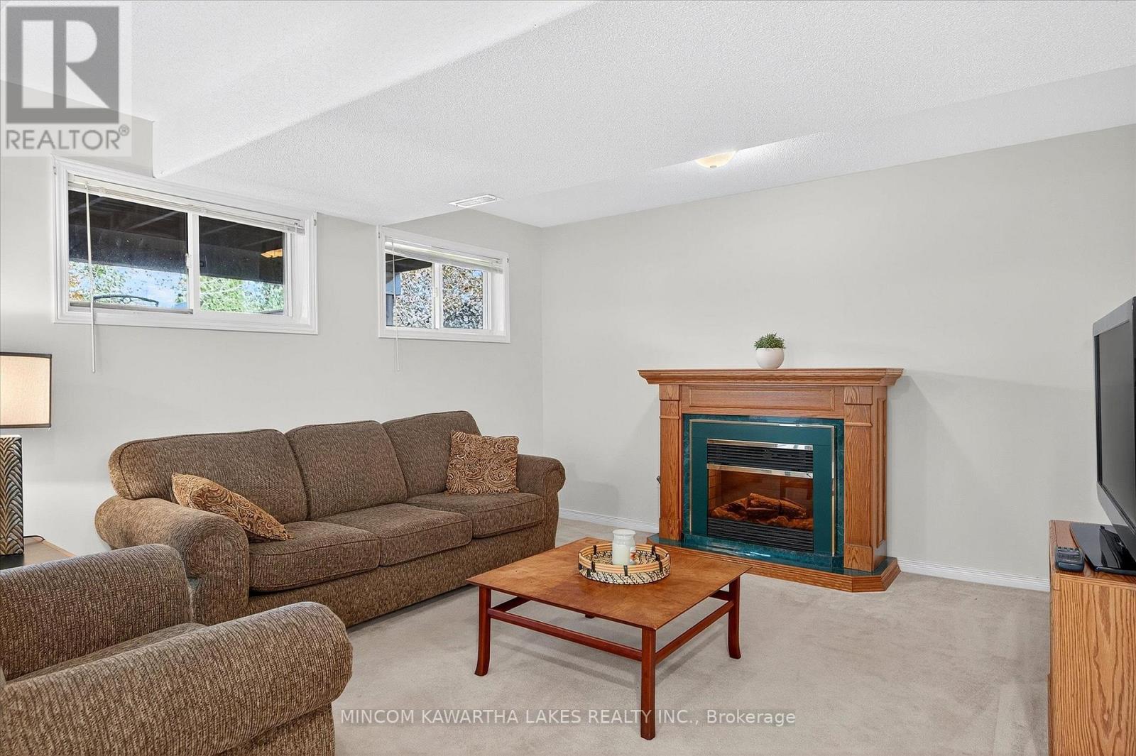 1191 Baker Street, Peterborough (Northcrest Ward 5), Ontario  K9H 7P9 - Photo 30 - X12463427