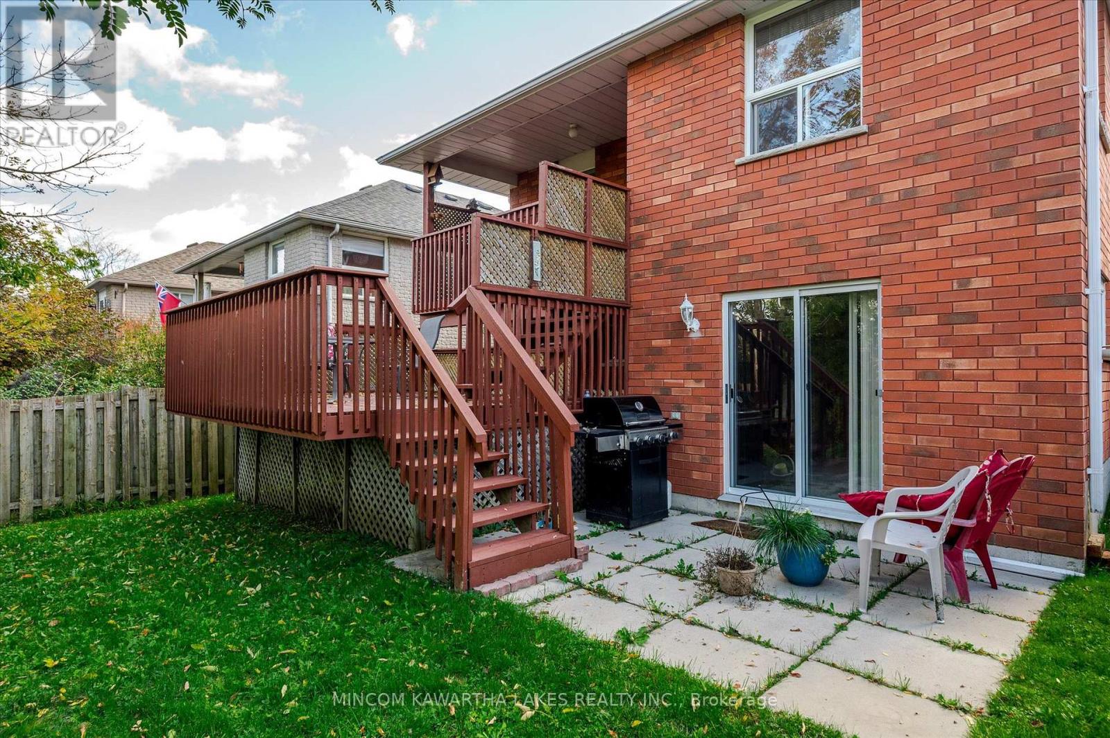 1191 Baker Street, Peterborough (Northcrest Ward 5), Ontario  K9H 7P9 - Photo 36 - X12463427