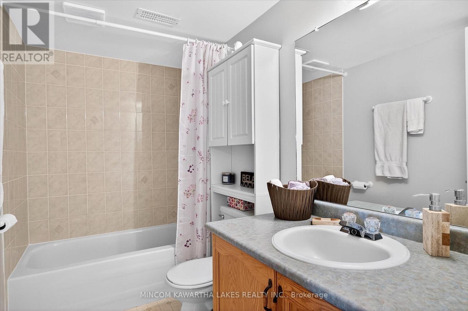 1191 Baker Street, Peterborough (Northcrest Ward 5), Ontario  K9H 7P9 - Photo 45 - X12463427