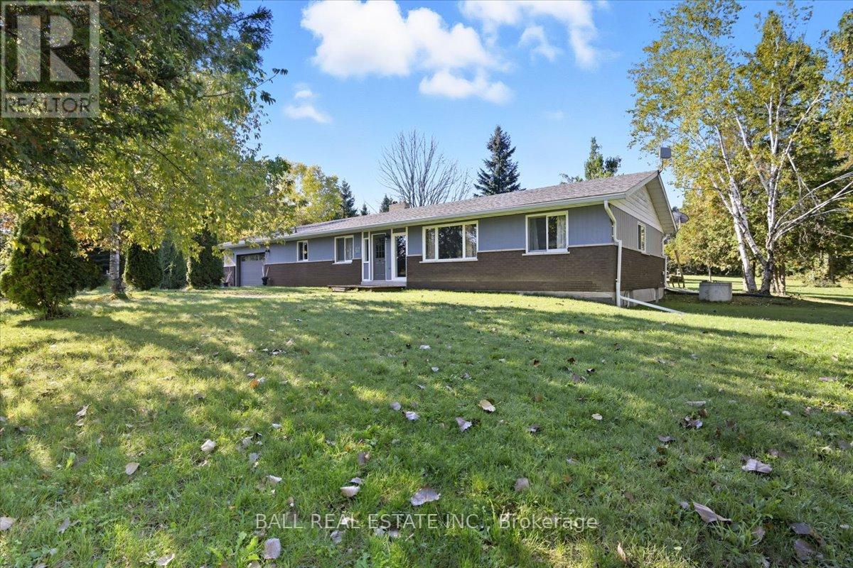 2046 Selwyn Road, Selwyn, Ontario  K0L 2H0 - Photo 1 - X12463491