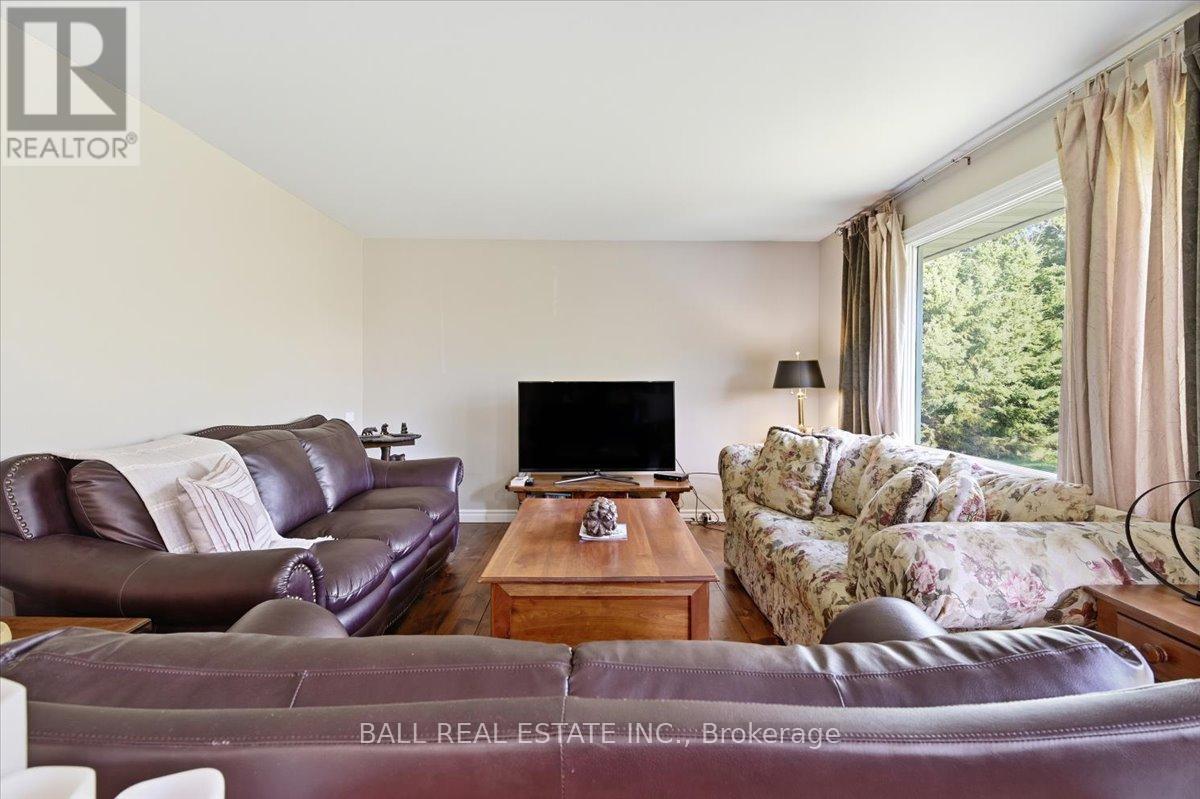 2046 Selwyn Road, Selwyn, Ontario  K0L 2H0 - Photo 11 - X12463491