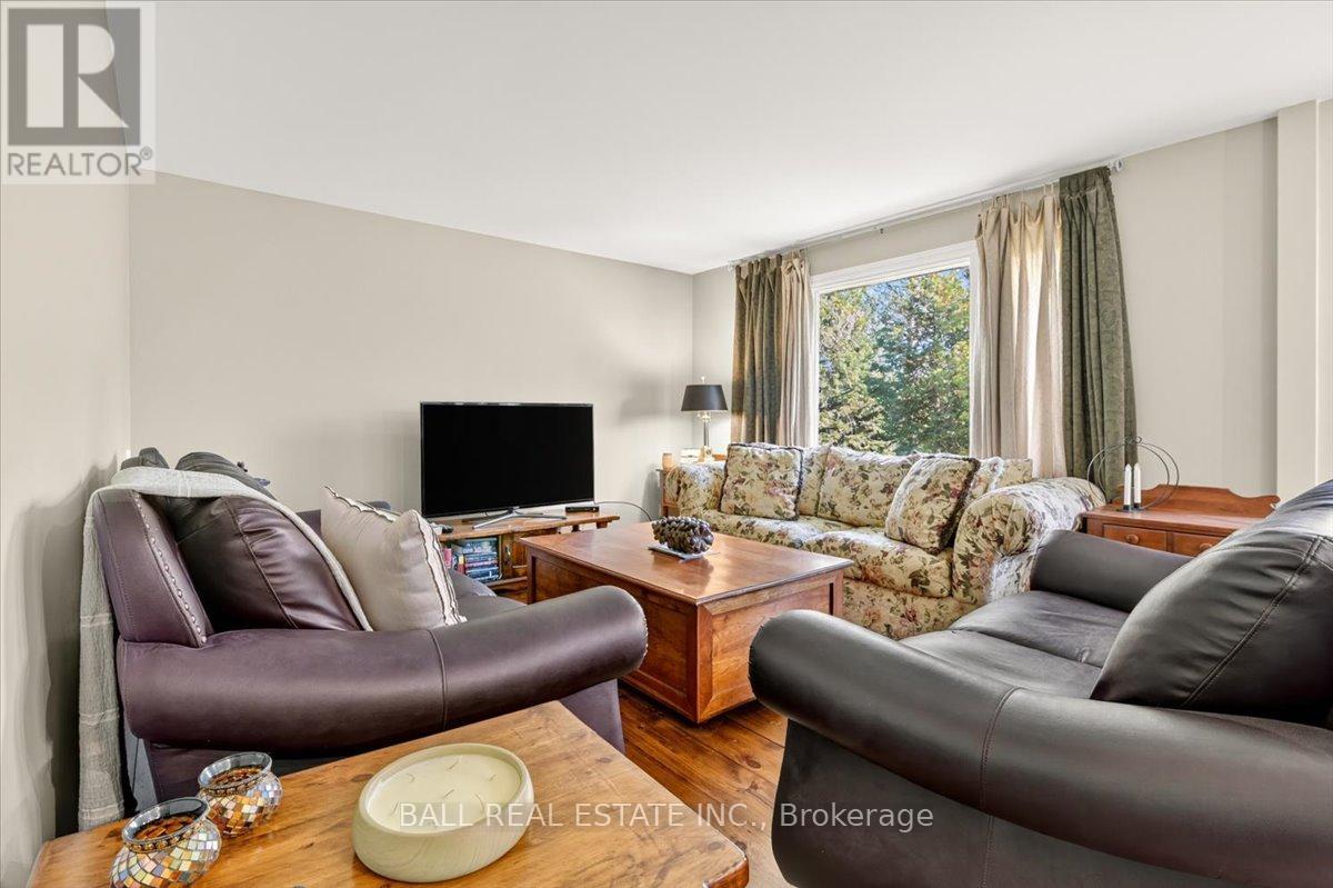 2046 Selwyn Road, Selwyn, Ontario  K0L 2H0 - Photo 12 - X12463491