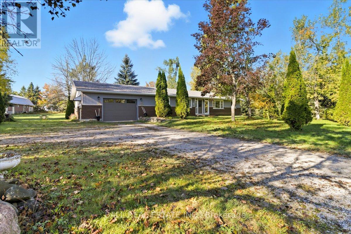 2046 Selwyn Road, Selwyn, Ontario  K0L 2H0 - Photo 2 - X12463491