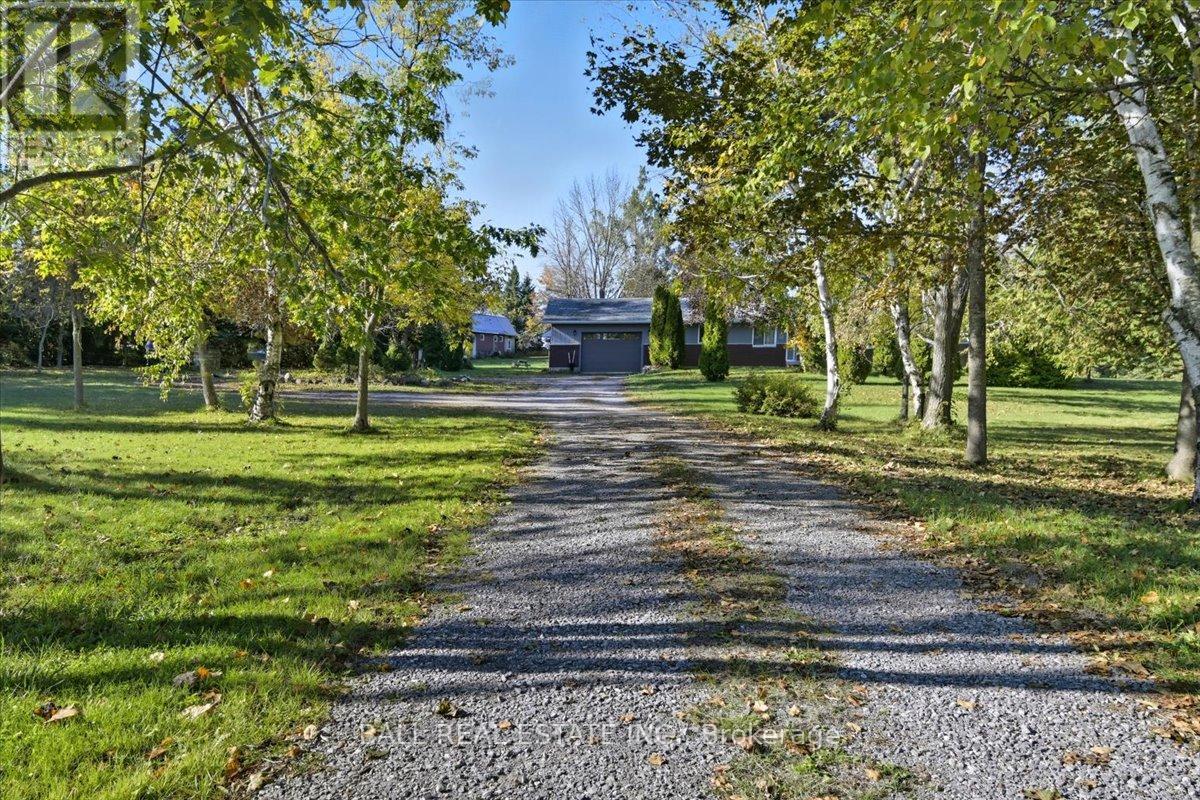 2046 Selwyn Road, Selwyn, Ontario  K0L 2H0 - Photo 3 - X12463491