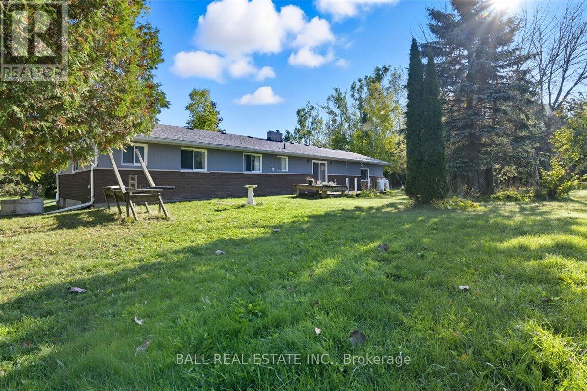 2046 Selwyn Road, Selwyn, Ontario  K0L 2H0 - Photo 4 - X12463491
