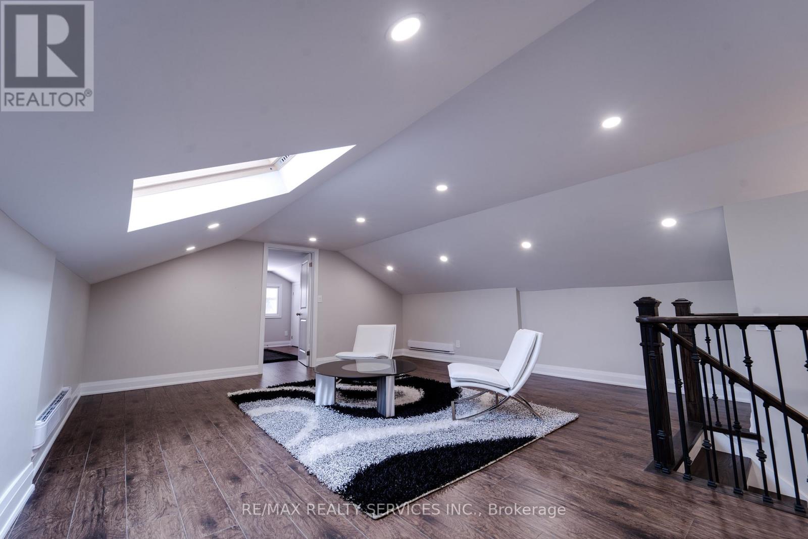 885 Glen Cedar Drive, Selwyn, Ontario  K9J 6X5 - Photo 19 - X12463585