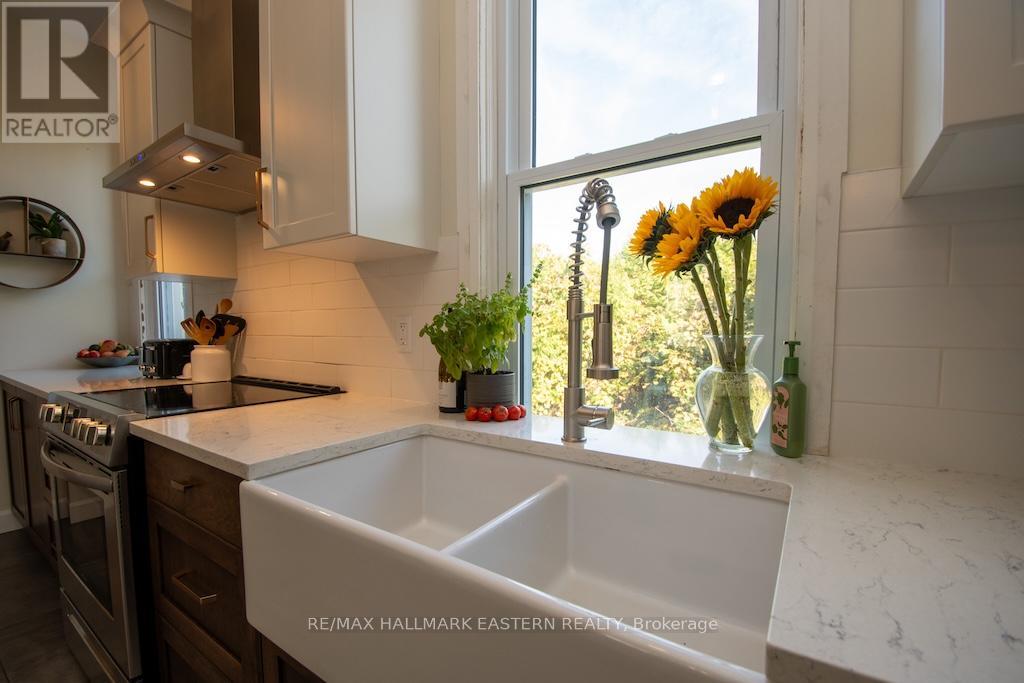 3477 Wallace Point Road, Otonabee-South Monaghan, Ontario  K9J 6Y3 - Photo 16 - X12463813