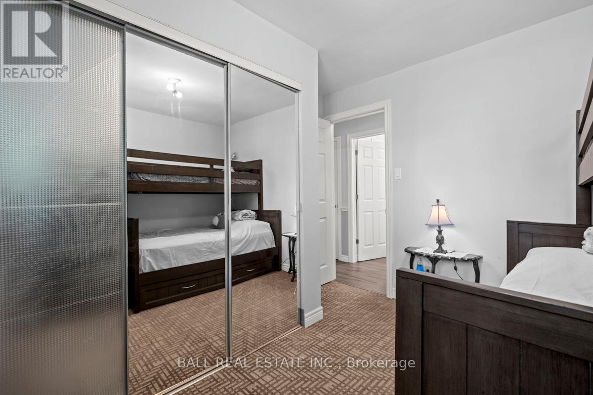 80 Sumcot Drive, Trent Lakes, Ontario  K0L 1J0 - Photo 19 - X12464010