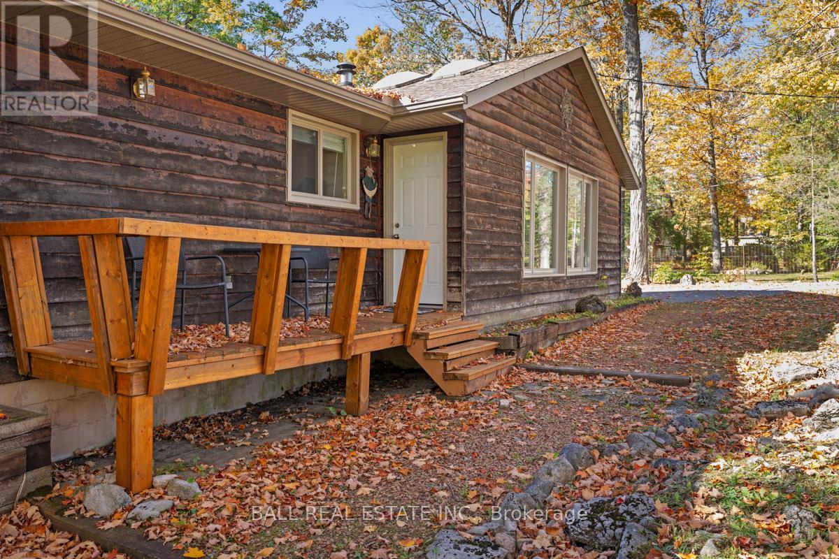 80 Sumcot Drive, Trent Lakes, Ontario  K0L 1J0 - Photo 3 - X12464010