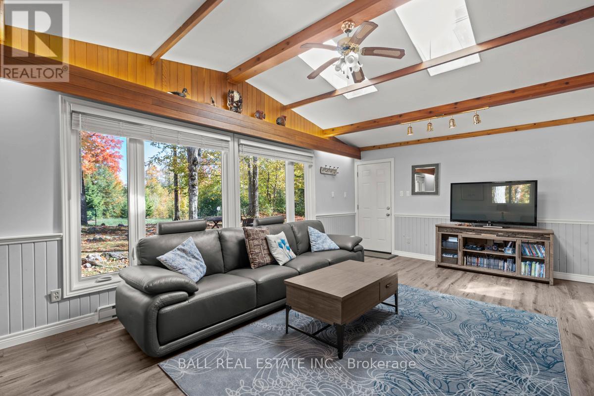 80 Sumcot Drive, Trent Lakes, Ontario  K0L 1J0 - Photo 5 - X12464010