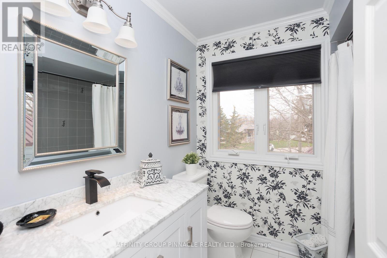 20 Olympia Court, Kawartha Lakes (Lindsay), Ontario  K9V 6C8 - Photo 33 - X12464076