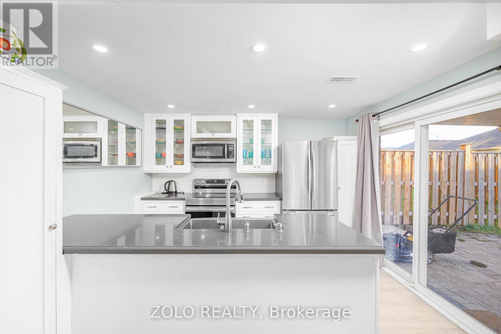417 Florence Drive, Peterborough (Monaghan Ward 2), Ontario  K9J 0H7 - Photo 45 - X12464332