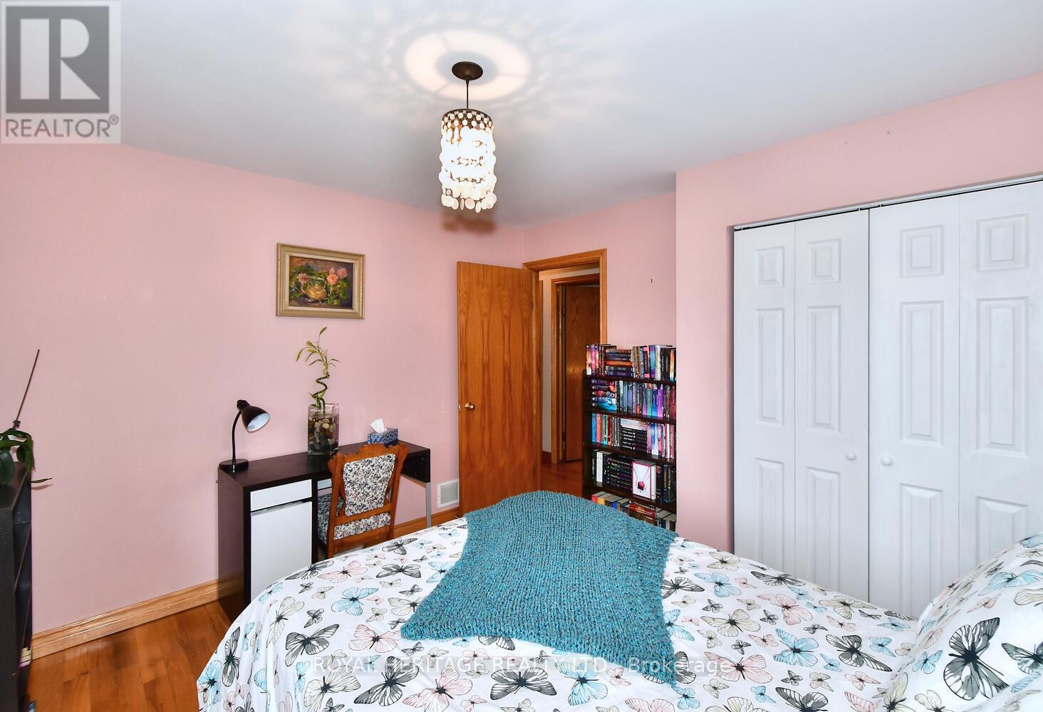 1057 Crowley Line, Otonabee-South Monaghan, Ontario  K9J 6X7 - Photo 23 - X12464746