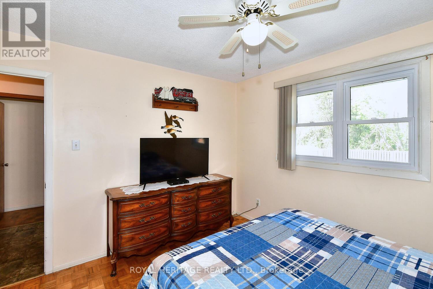 1147 Chemong Road, Peterborough (Northcrest Ward 5), Ontario  K9J 6X2 - Photo 20 - X12464748