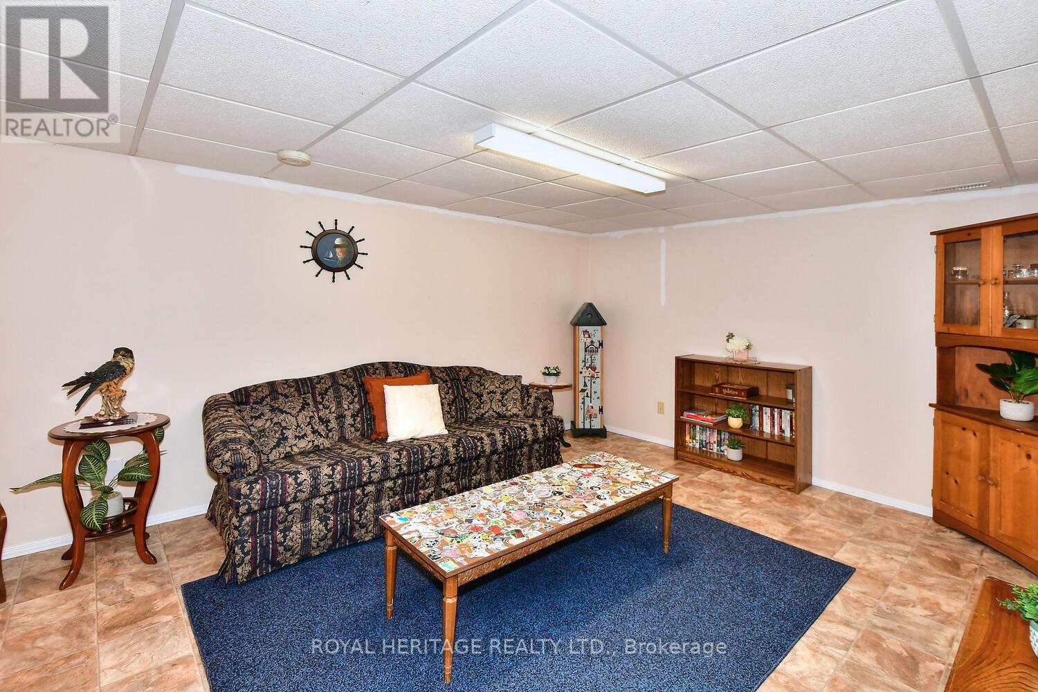 1147 Chemong Road, Peterborough (Northcrest Ward 5), Ontario  K9J 6X2 - Photo 23 - X12464748