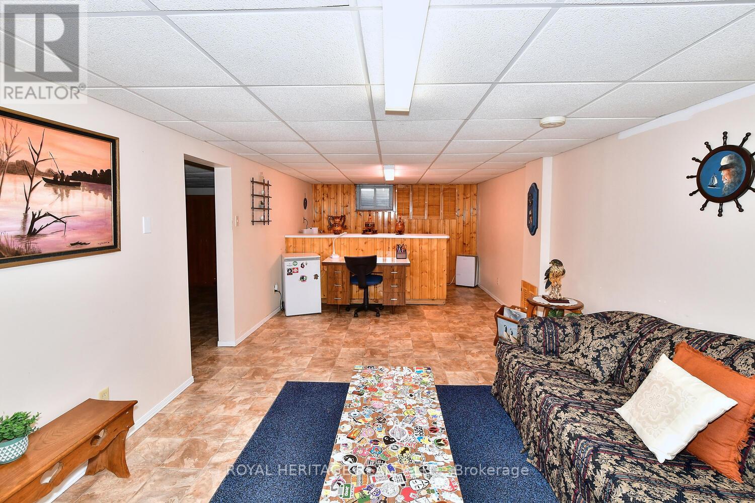 1147 Chemong Road, Peterborough (Northcrest Ward 5), Ontario  K9J 6X2 - Photo 25 - X12464748