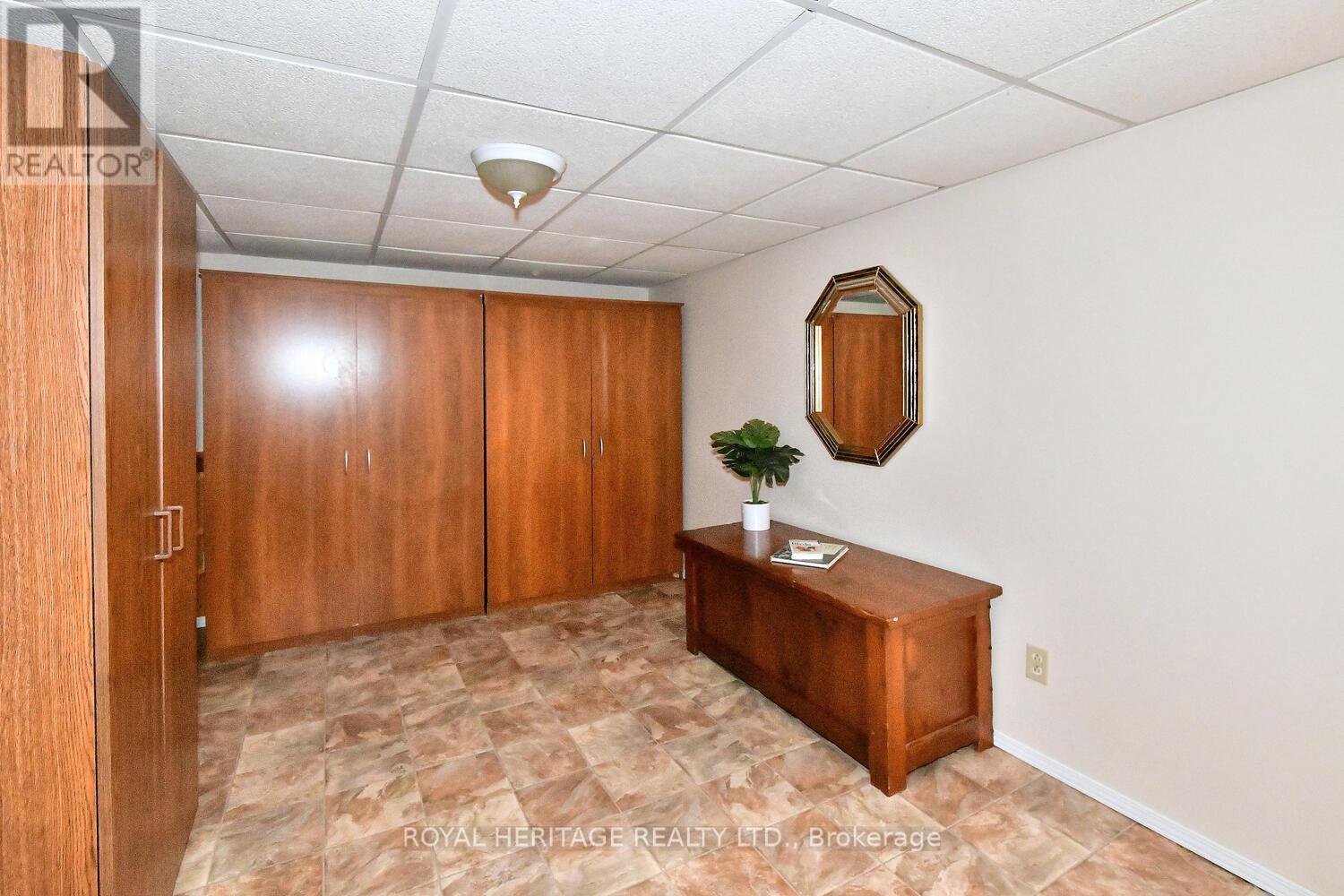 1147 Chemong Road, Peterborough (Northcrest Ward 5), Ontario  K9J 6X2 - Photo 27 - X12464748