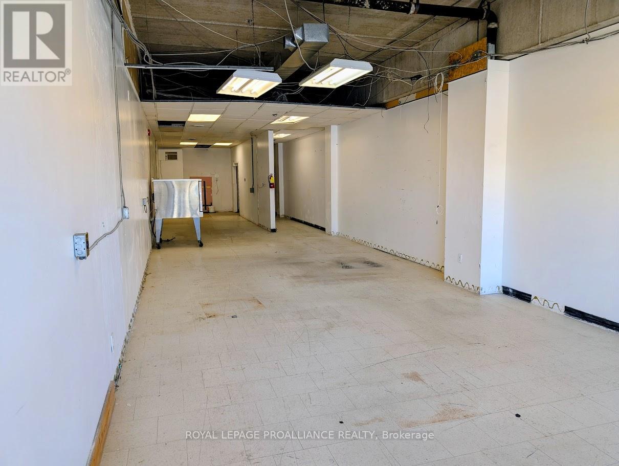 11b - 1837 Lansdowne Street W, Peterborough (Otonabee Ward 1), Ontario  K9K 1R4 - Photo 6 - X12464849