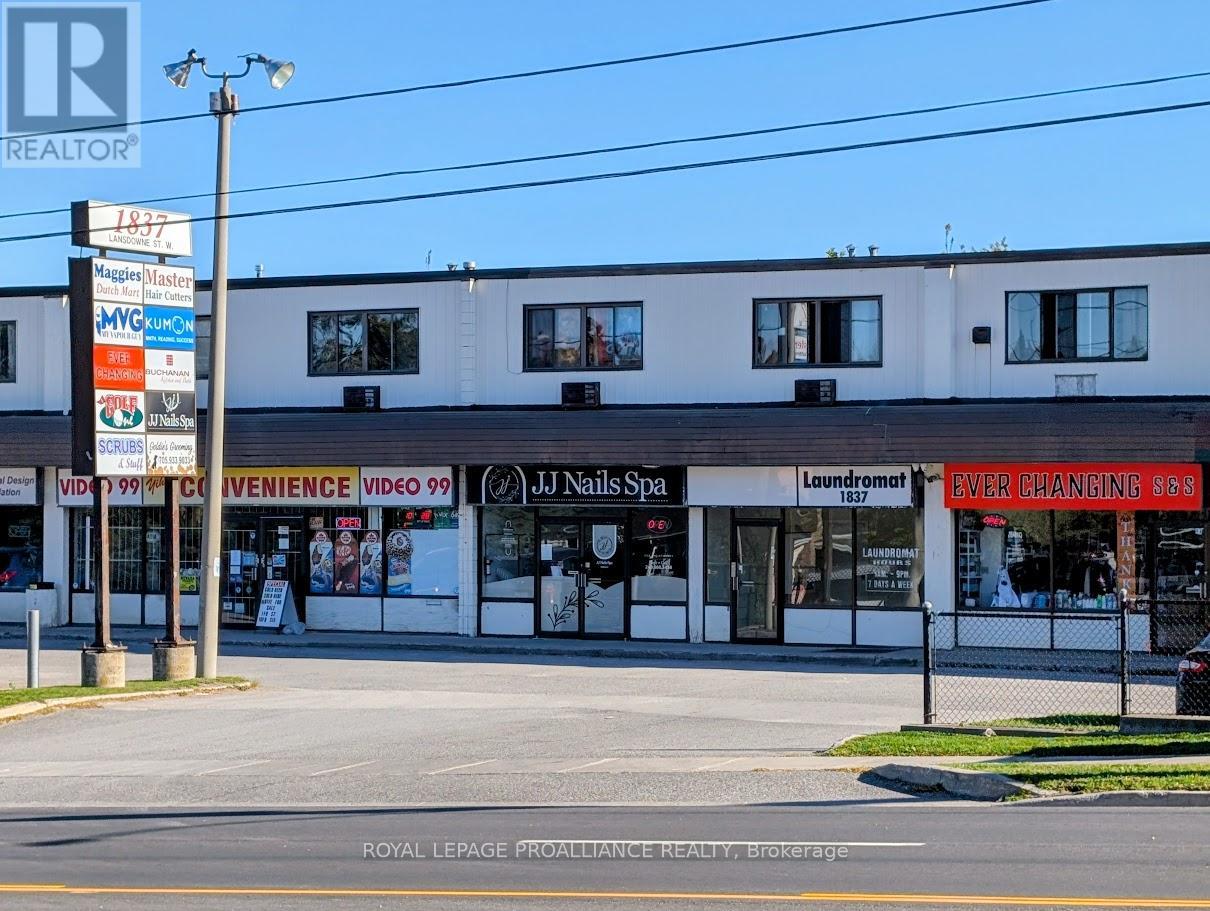 34 - 1837 Lansdowne Street W, Peterborough (Otonabee Ward 1), Ontario  K9K 1R4 - Photo 2 - X12464851