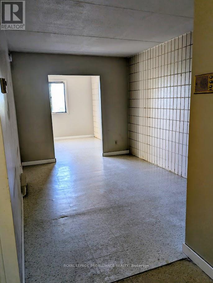 34 - 1837 Lansdowne Street W, Peterborough (Otonabee Ward 1), Ontario  K9K 1R4 - Photo 9 - X12464851