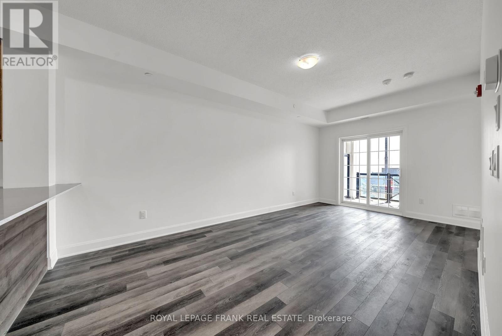 216 - 50 Lakebreeze Drive, Clarington (Newcastle), Ontario  L1B 0V9 - Photo 6 - E12464887