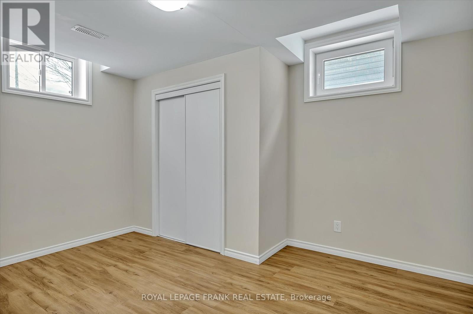 8 - 24 Brinton Drive, Peterborough (Otonabee Ward 1), Ontario  K9J 8S8 - Photo 35 - X12464993