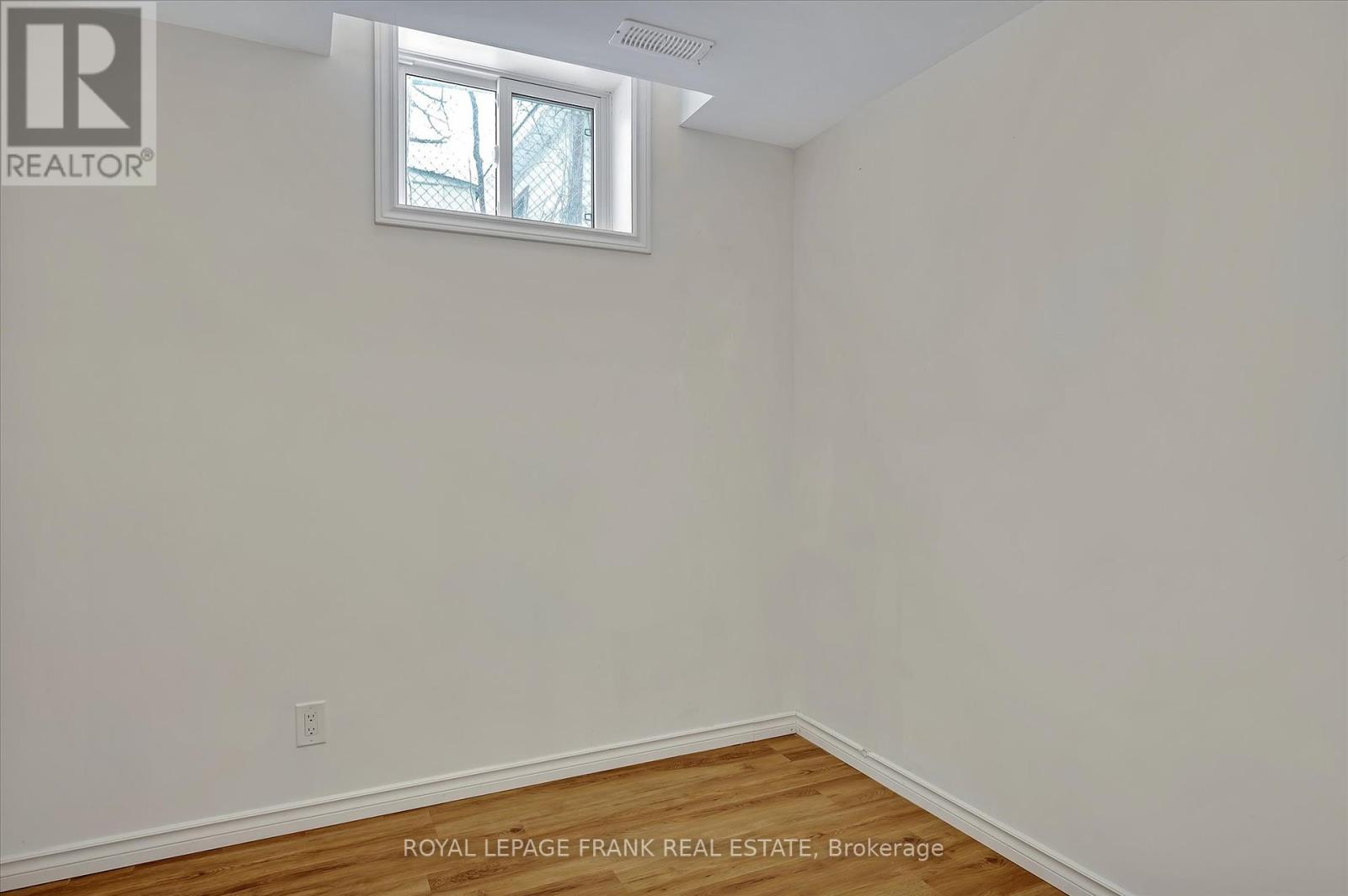 8 - 24 Brinton Drive, Peterborough (Otonabee Ward 1), Ontario  K9J 8S8 - Photo 40 - X12464993